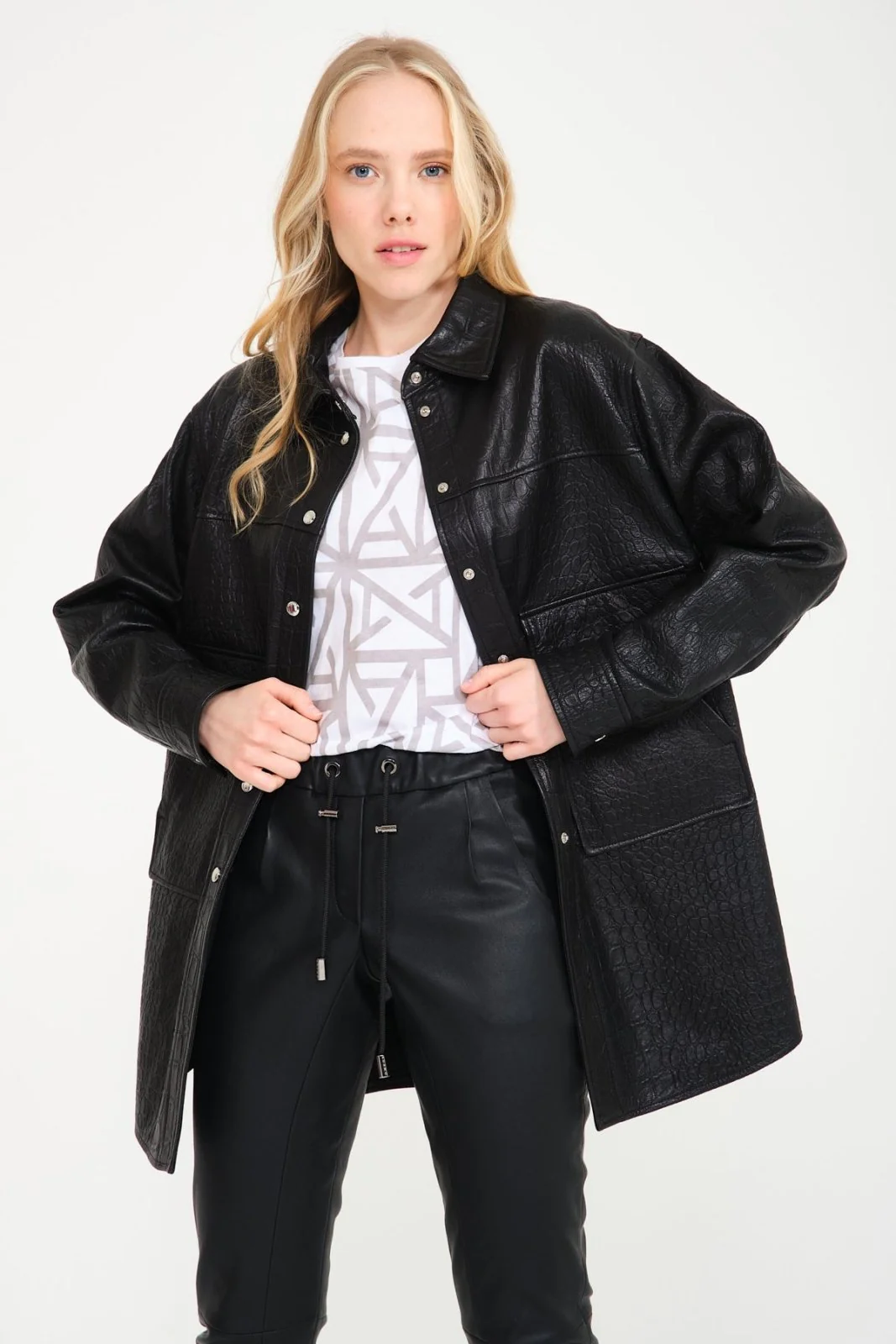 Black Crocodile Pattern Leather Shirt - Image 9