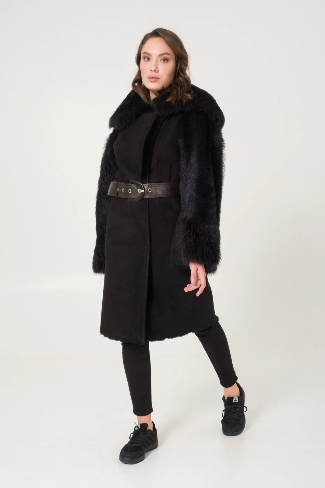 Black Shearling Coat - Image 4