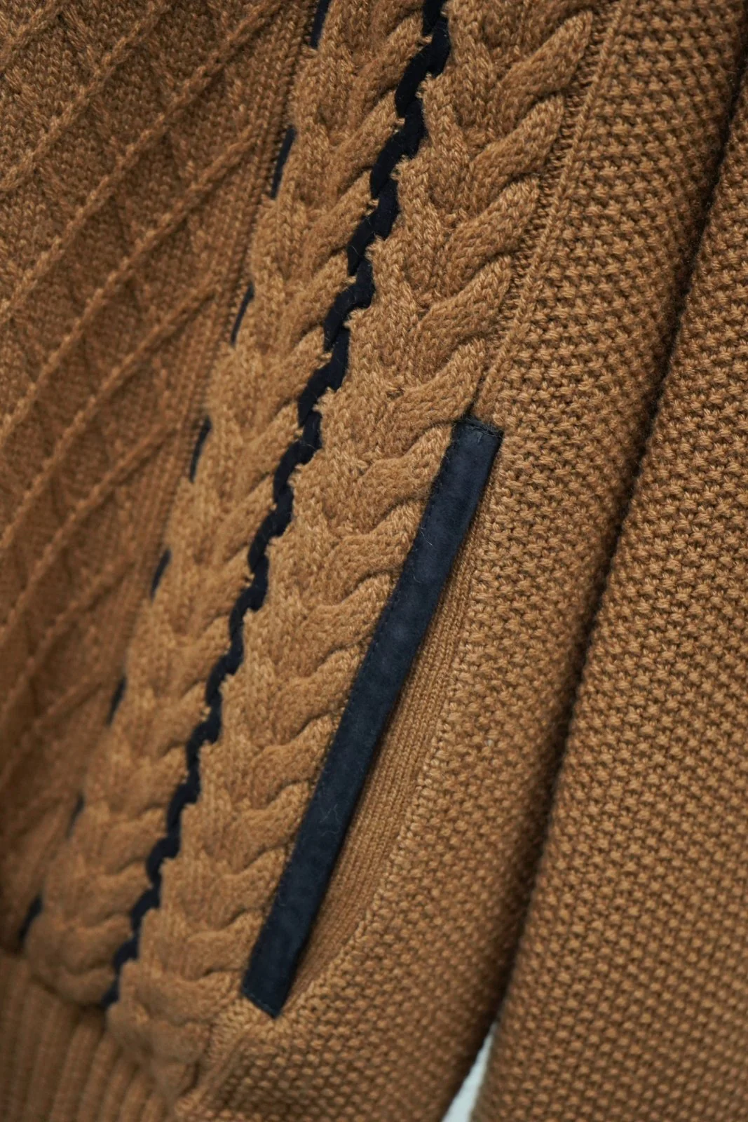 Tobacco Cashmere Knit Sweater - Image 5
