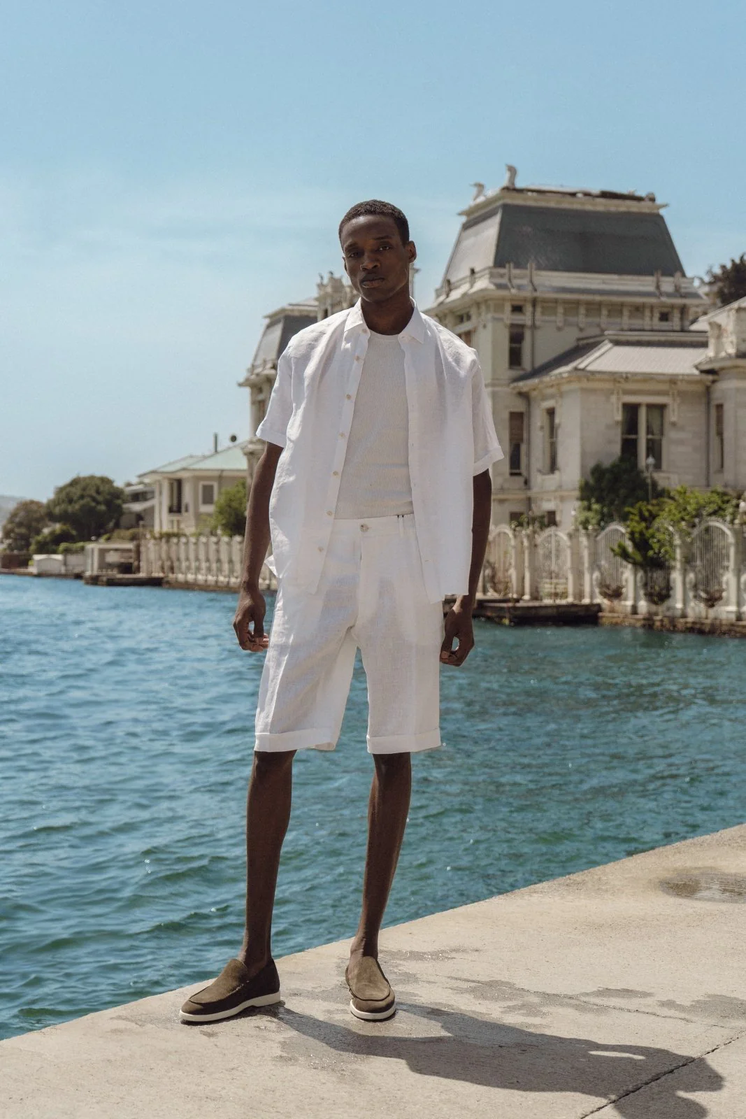 Capri Ivory Linen Shorts - Image 4