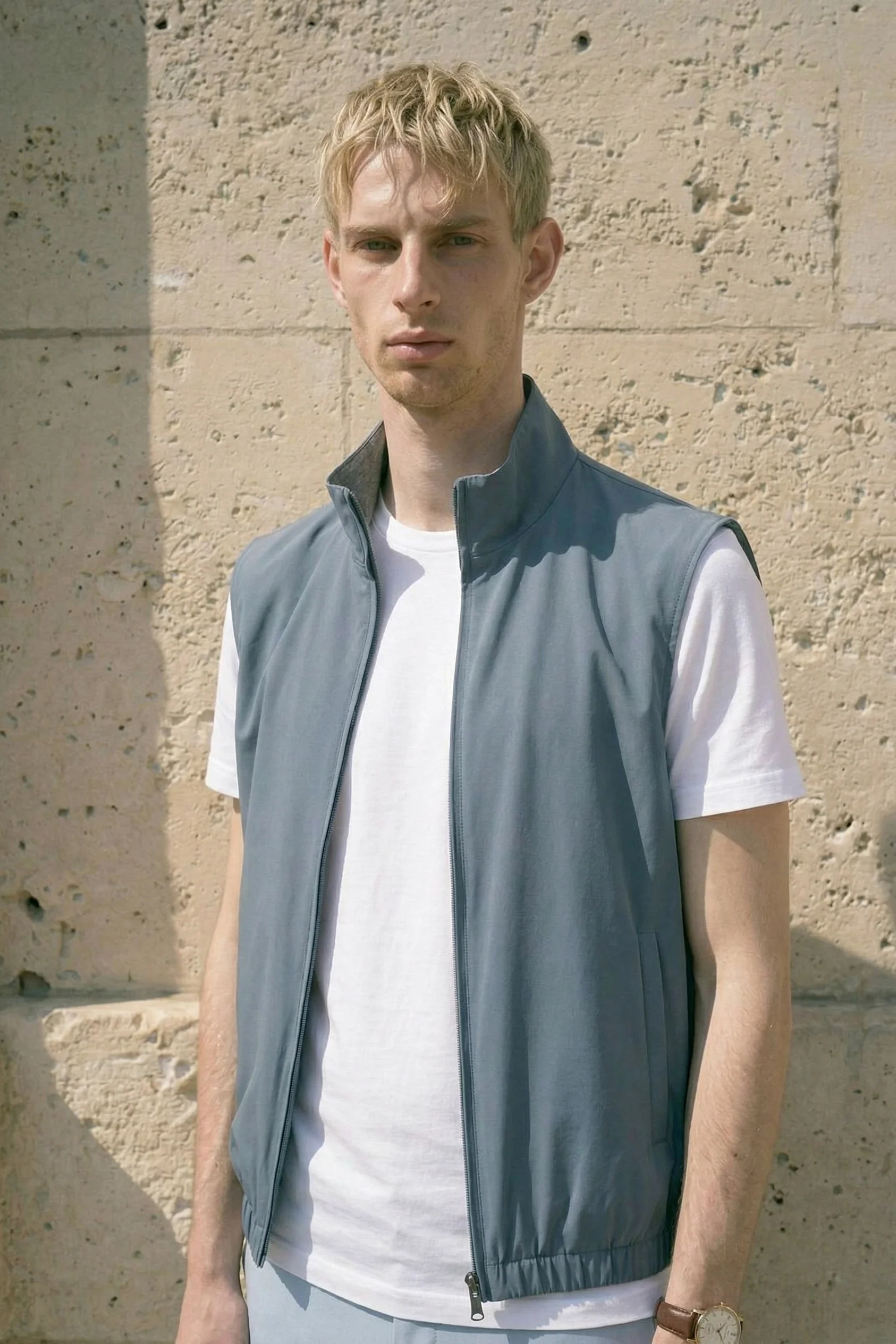 Doppio Aria Reversible Vest - Image 2