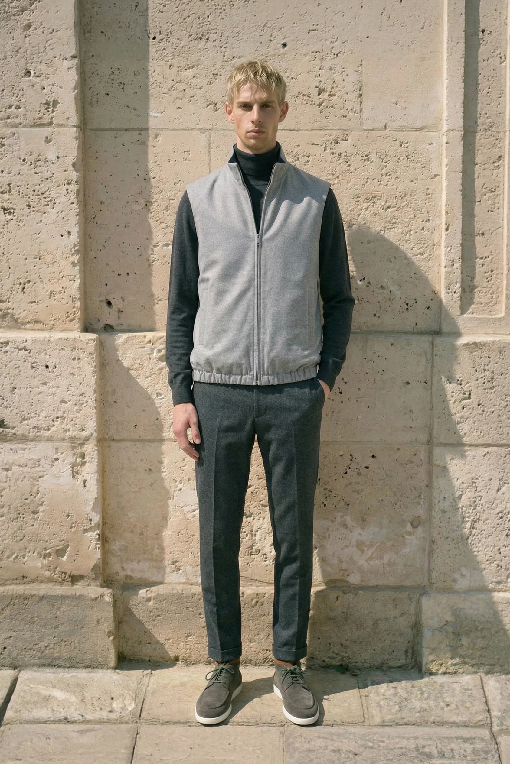 Doppio Aria Reversible Vest - Image 7