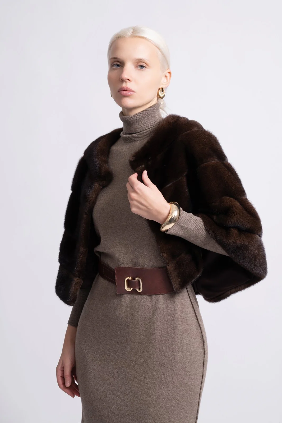 Black Elegance Mink Fur Bolero - Image 3