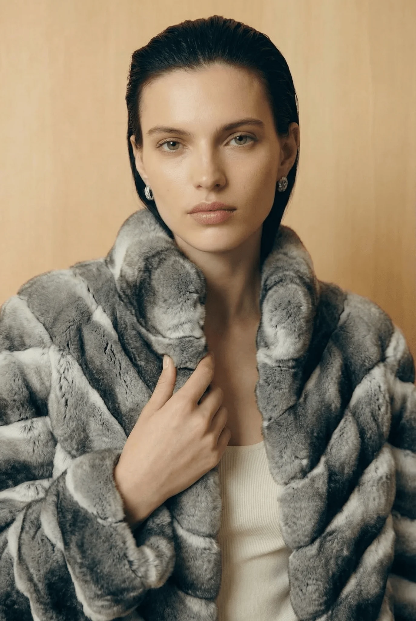 Natural Chinchilla Fur Jacket - Image 3
