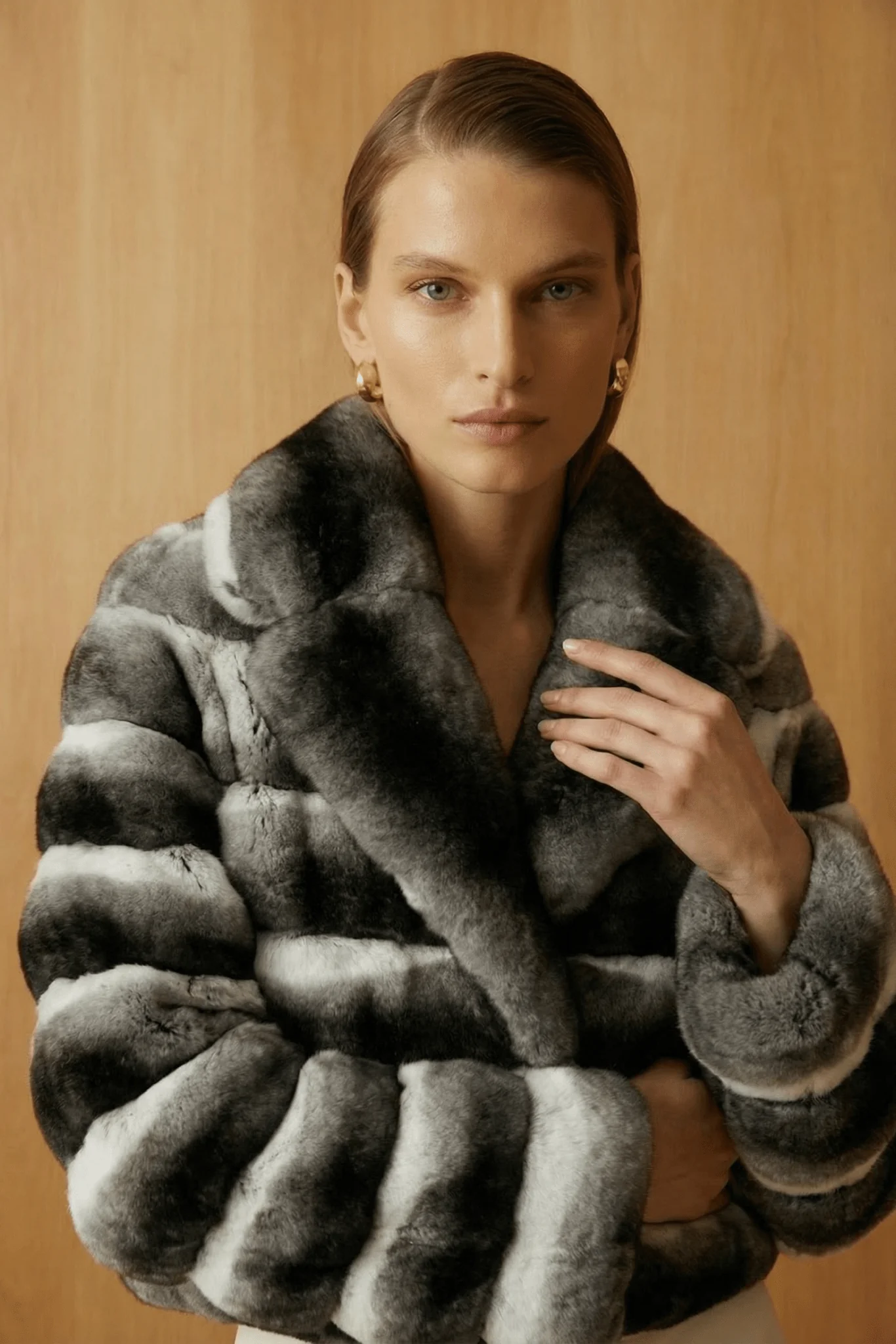 Natural Chinchilla Fur Jacket - Image 3