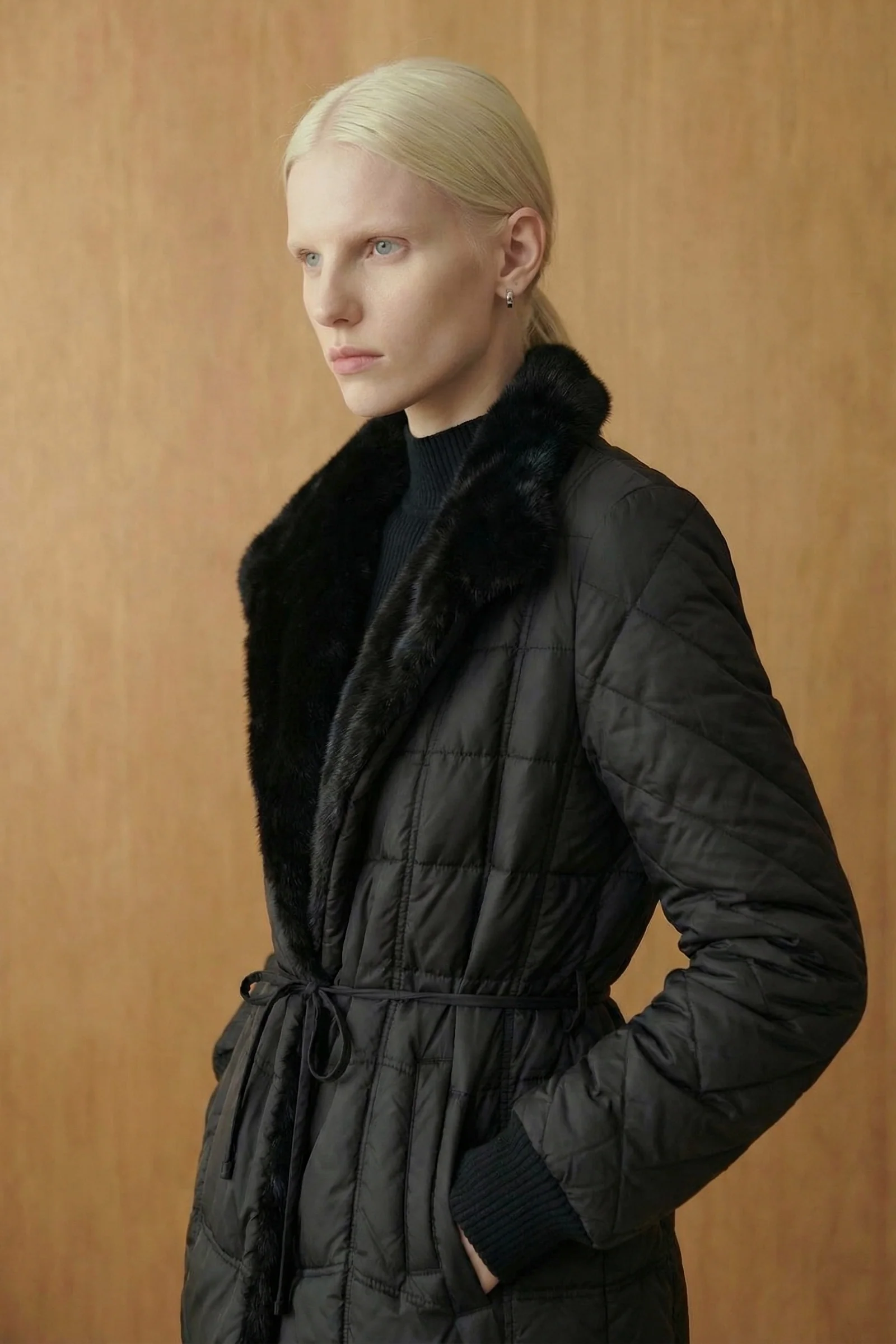 Noctelle Reversible Mink Coat - Image 5