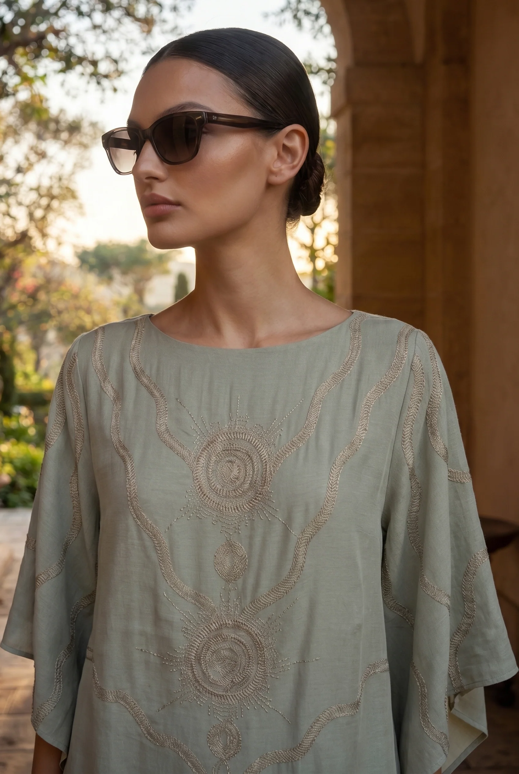 Sorévia Embroidered Draped Kaftan - Image 3