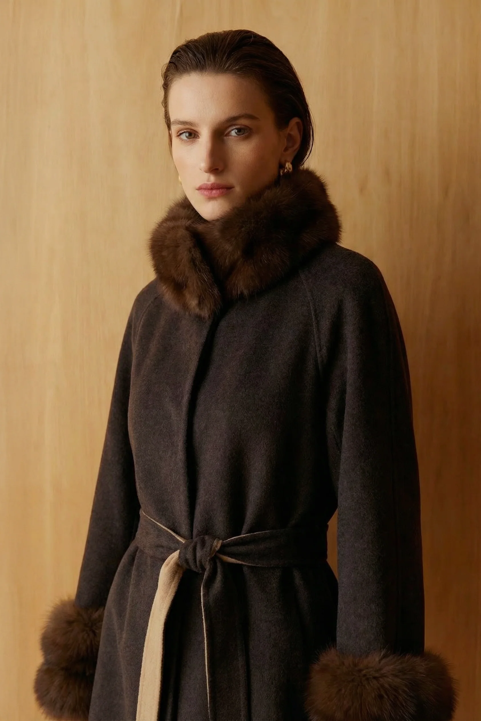 Valmere Sable-Trimmed Cashmere Coat - Image 4