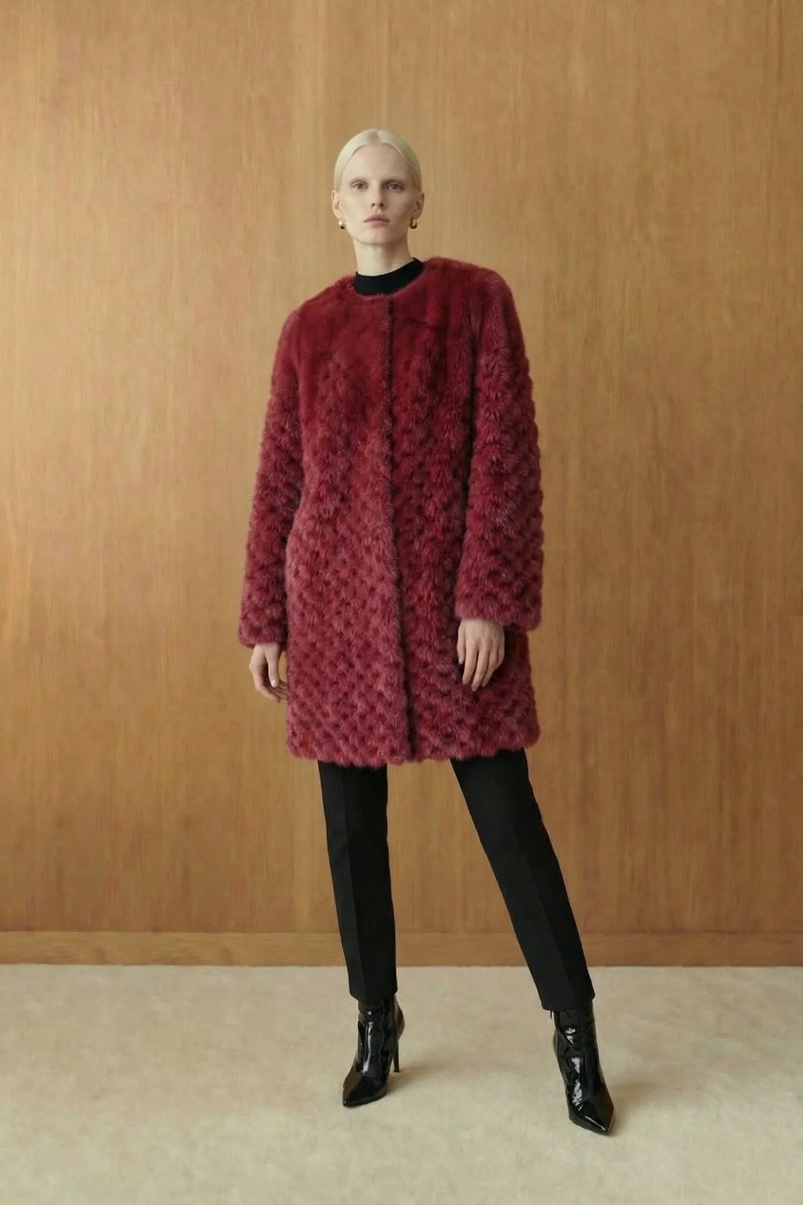 Veloura Mink Coat - Image 13