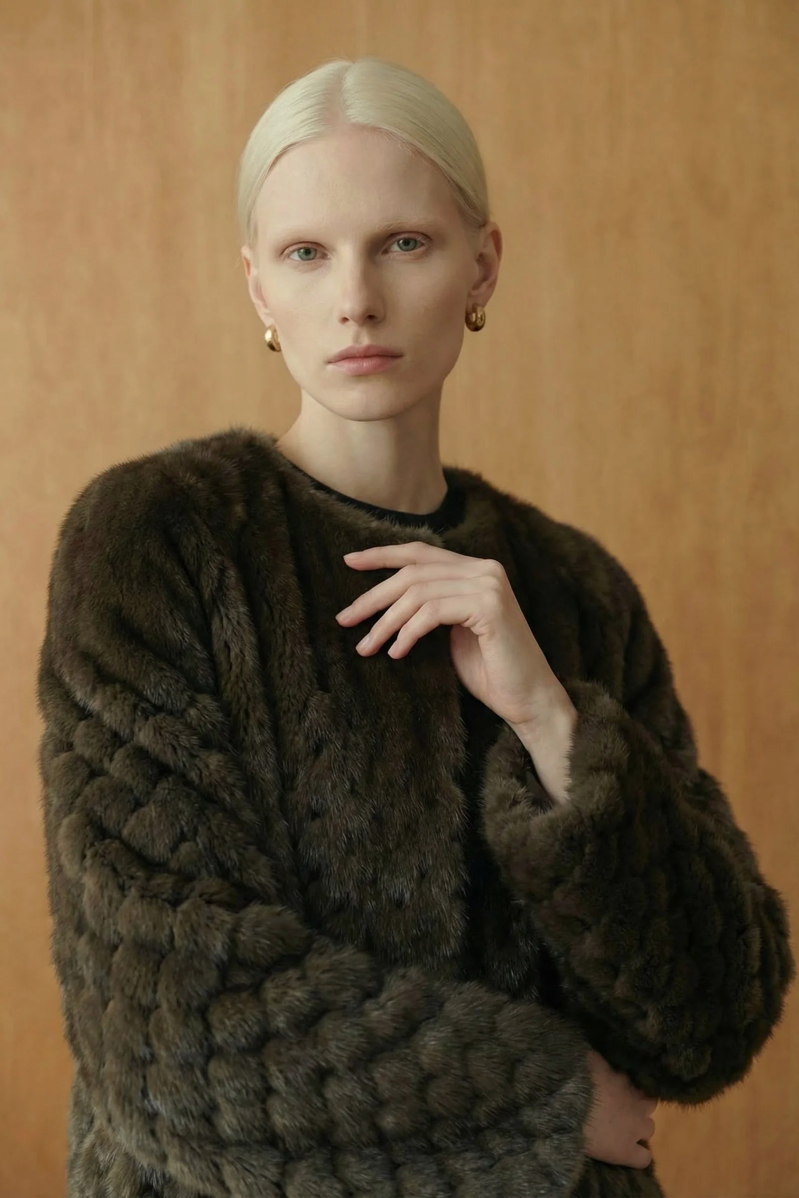Veloura Mink Coat - Image 19