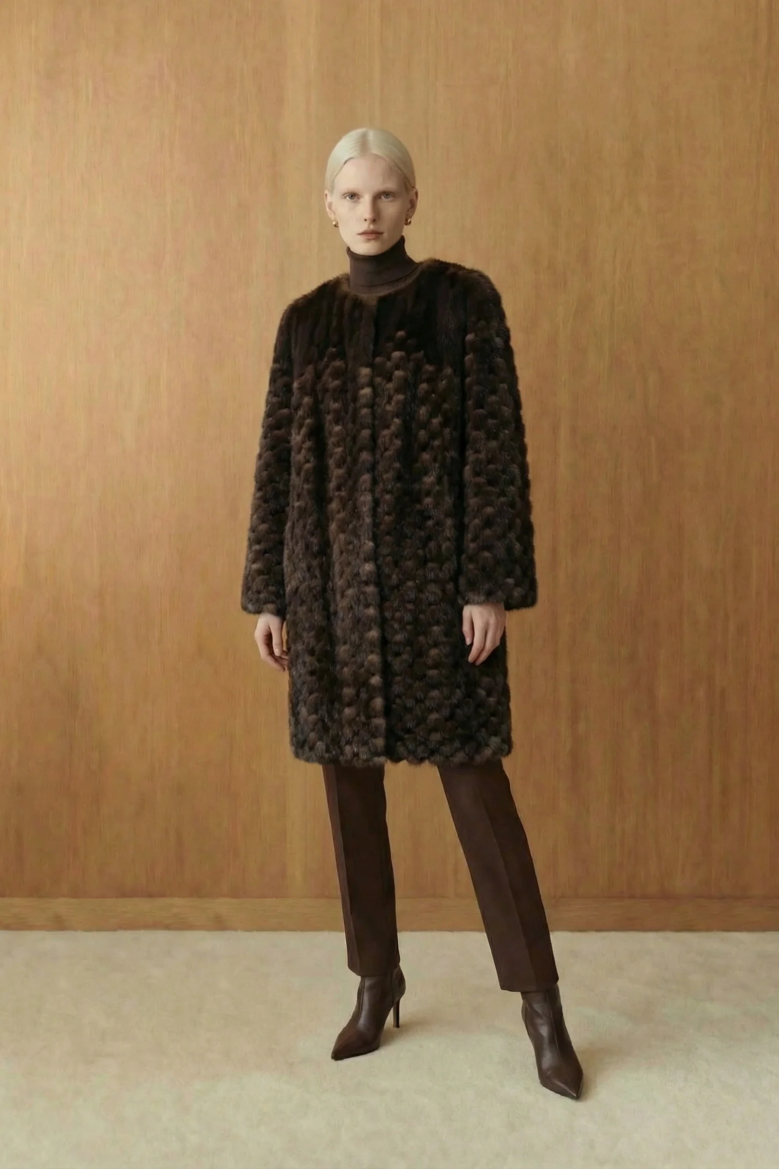 Veloura Mink Coat - Image 9