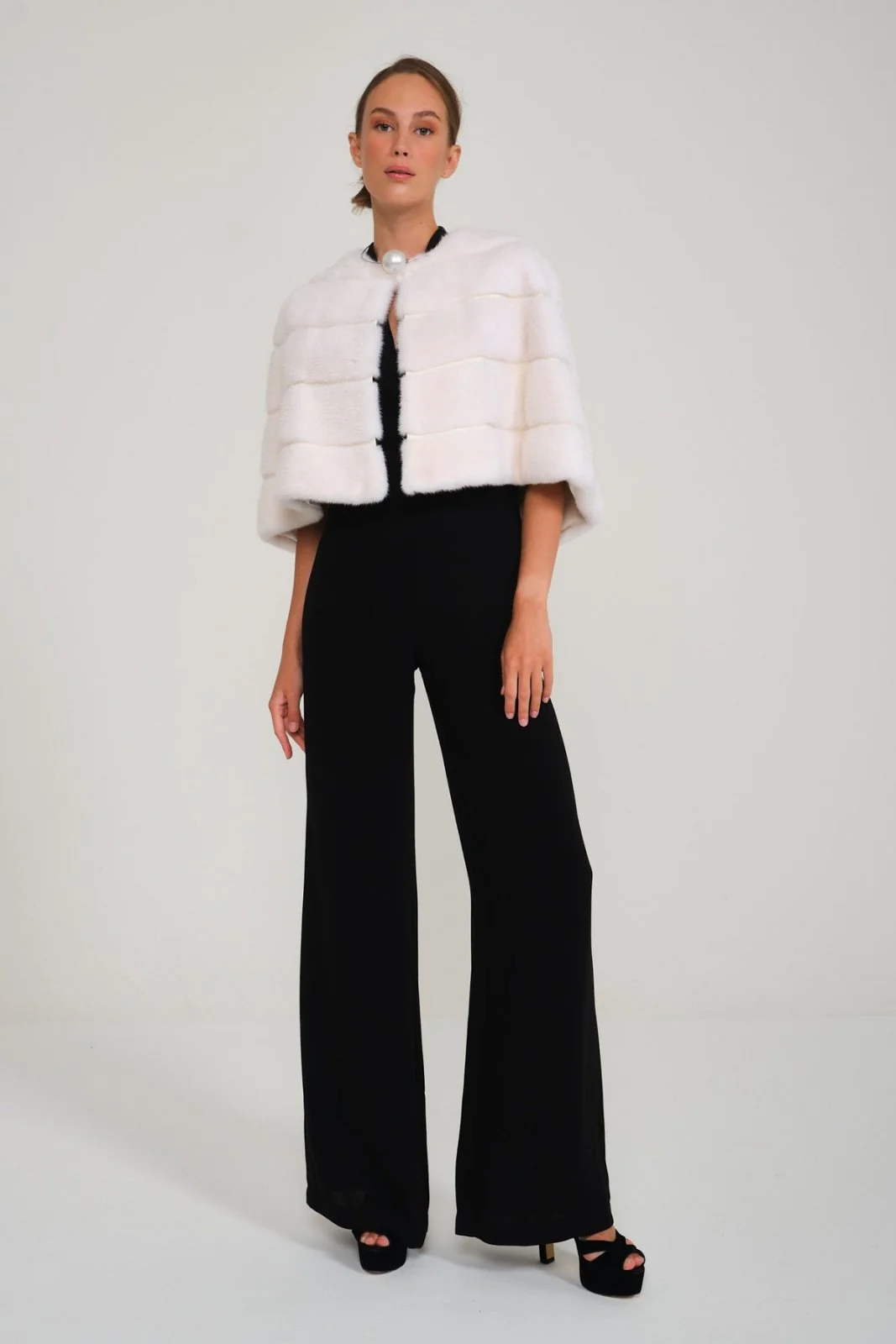 White Mink Fur Cape - Image 3