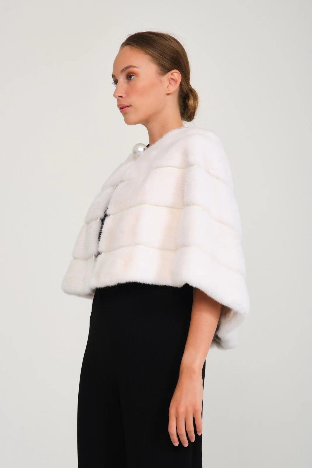 White Mink Fur Cape - Image 4
