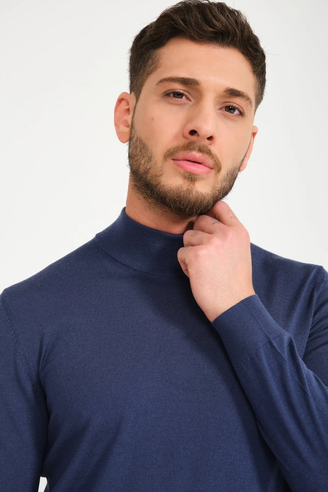 Wool Knit Sweater - Image 16