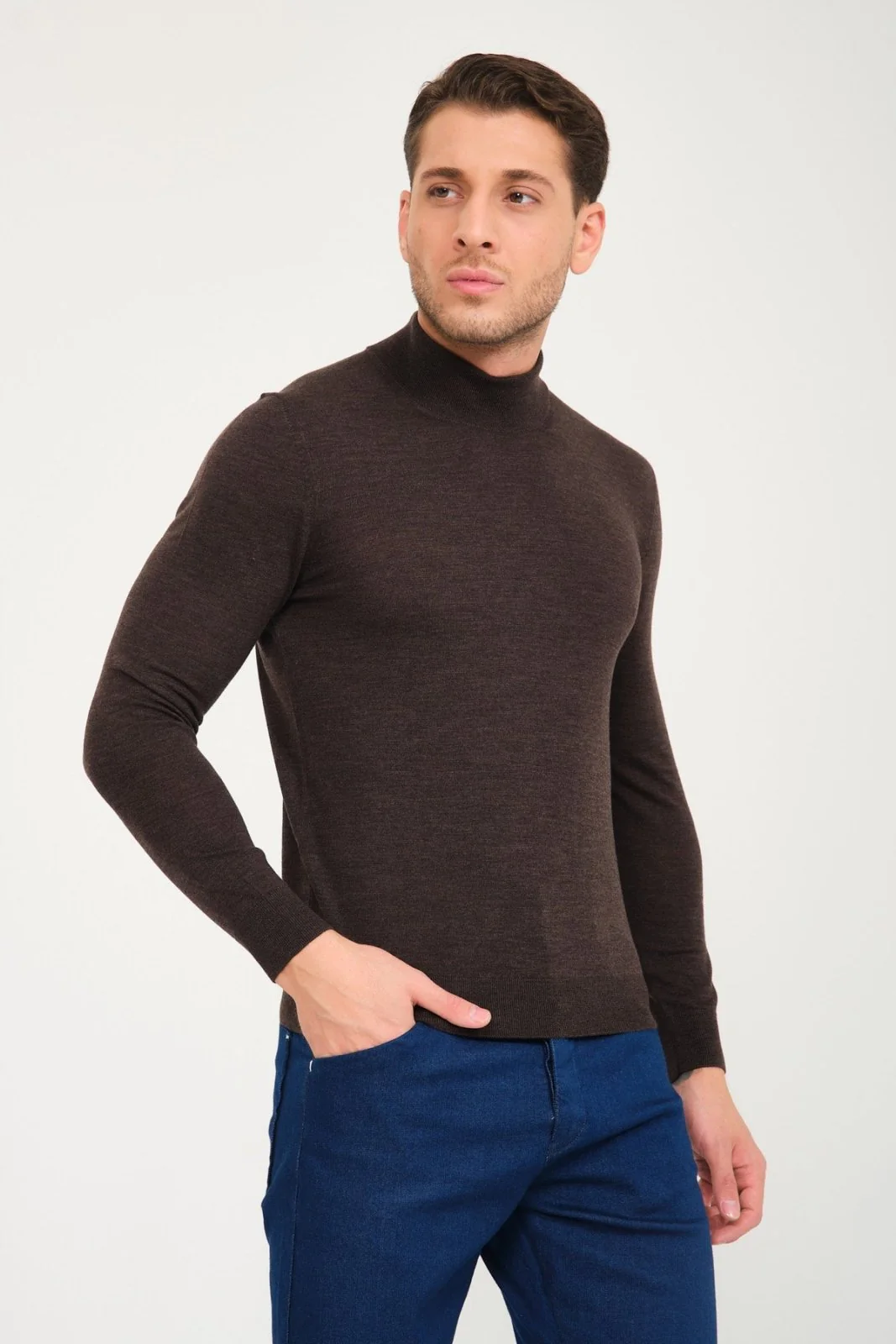 Wool Knit Sweater - Image 22