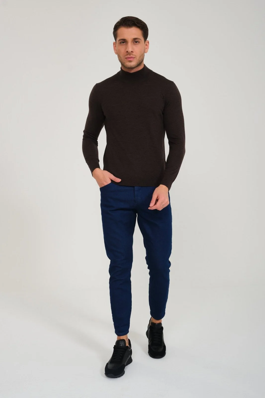 Wool Knit Sweater - Image 23