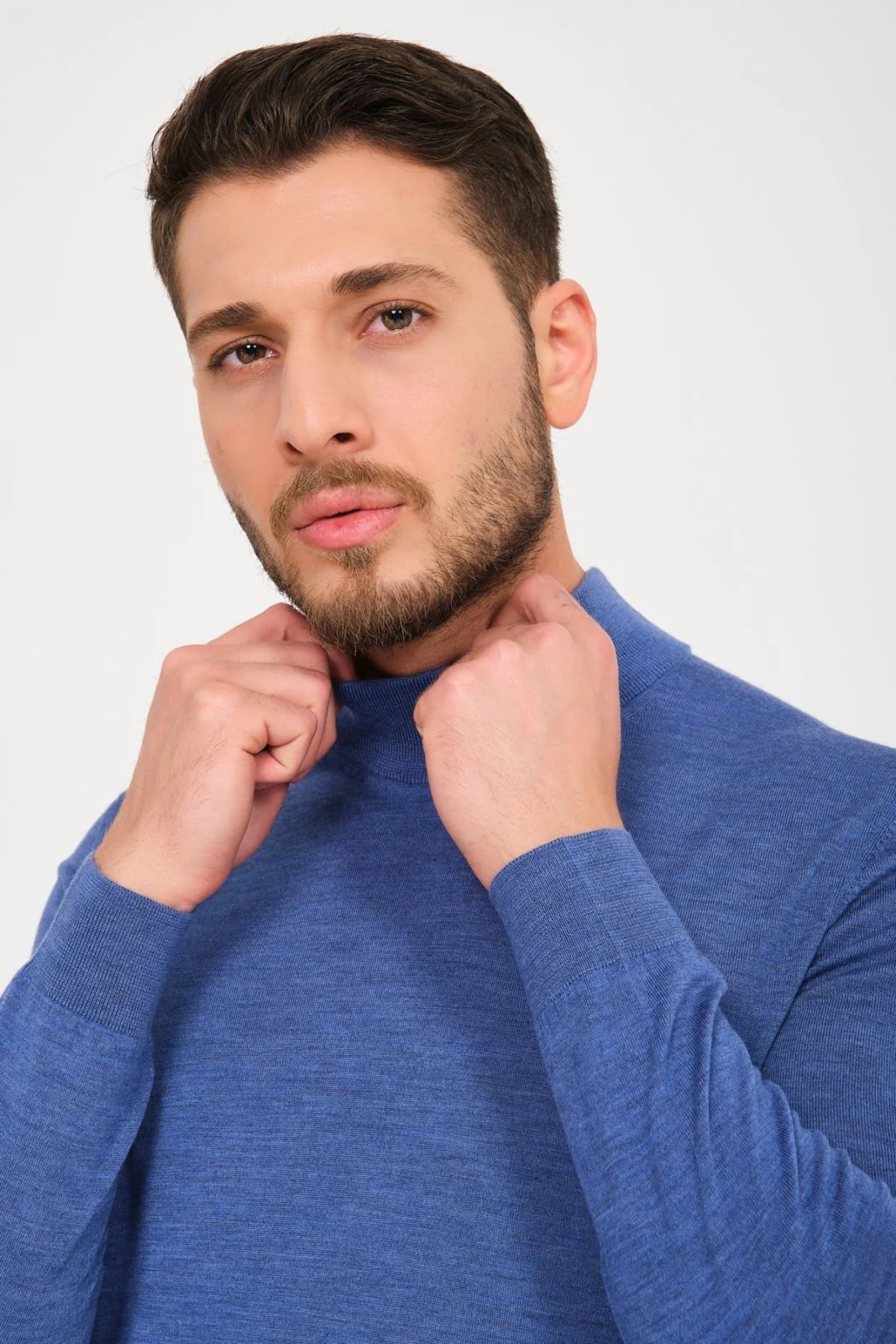 Wool Knit Sweater - Image 35