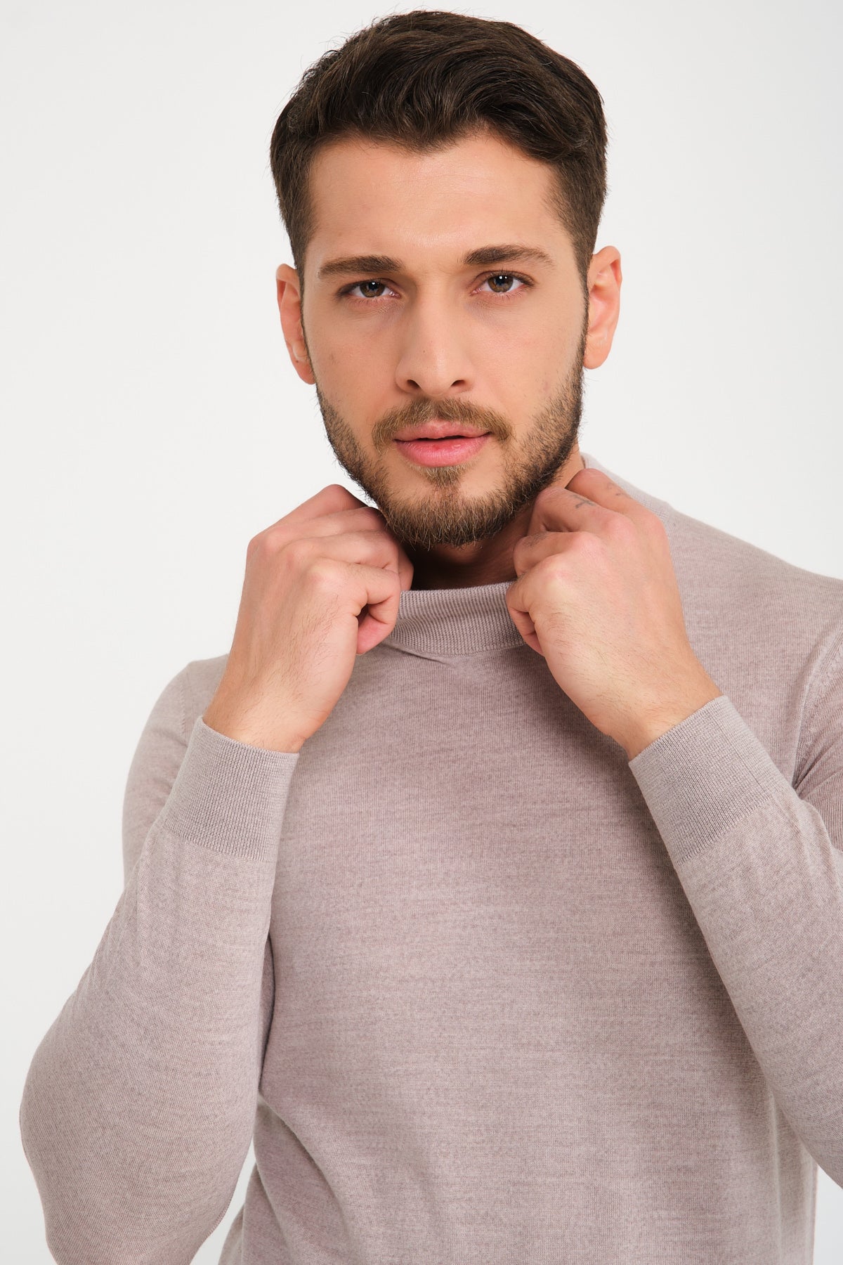 Wool Knit Sweater - Image 41